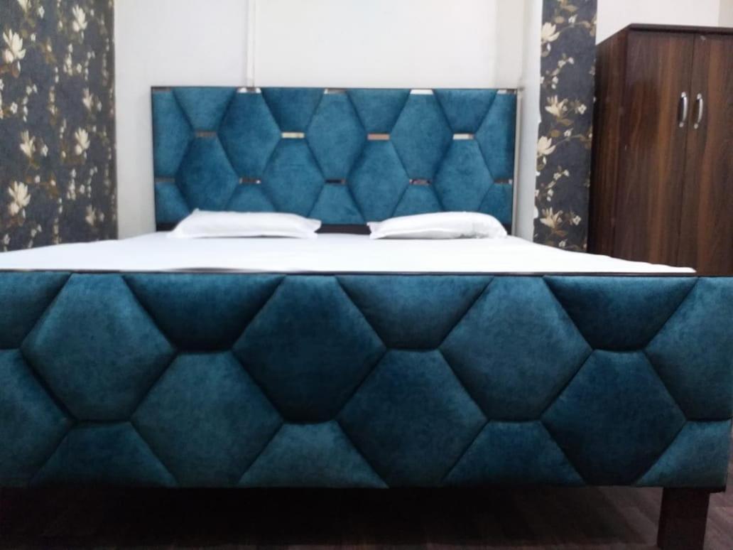 Abhiraj Guest House 마투라 외부 사진
