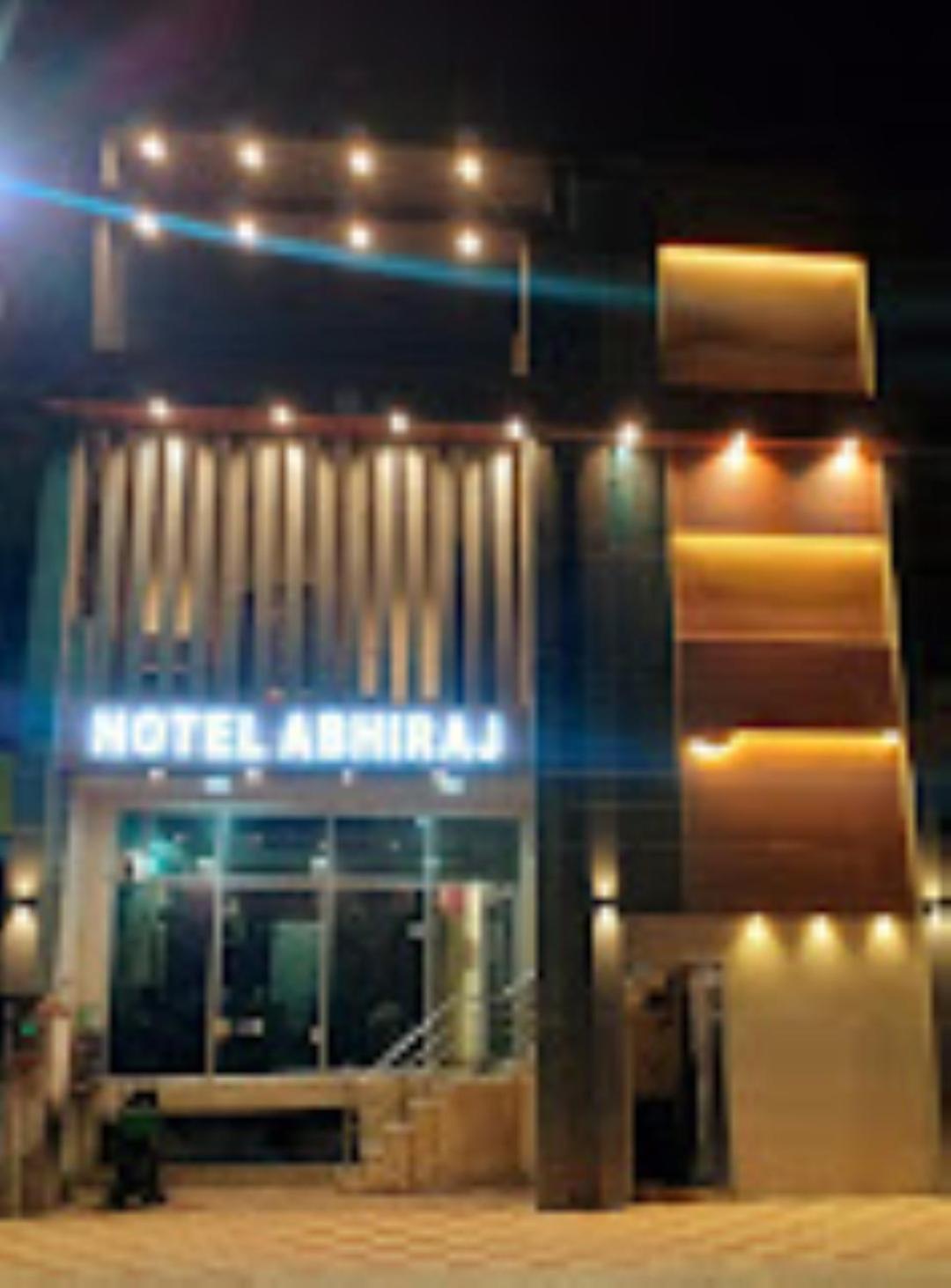 Abhiraj Guest House 마투라 외부 사진